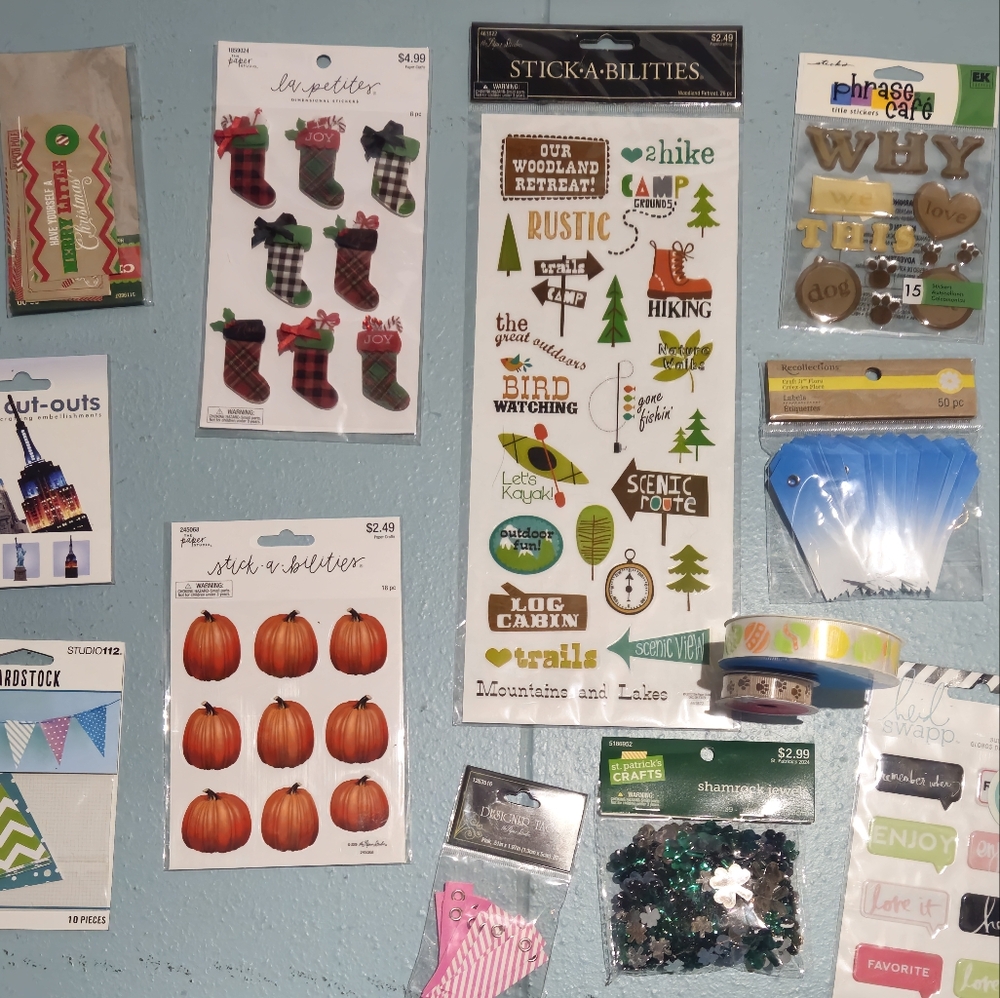 Scrapbooking/craft lot